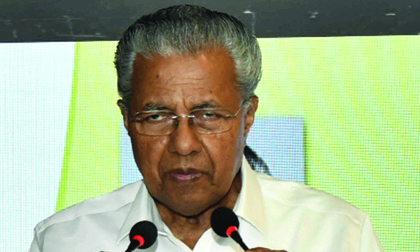 ഒളിമ്പിക്‌സ്‌മെഡല്‍ നേടിയപ്പോള്‍ രണ്ടുകോടി രൂപയും സ്ഥാനക്കയറ്റവും നല്‍കിയിട്ടുണ്ട് ; ശ്രീജേഷിനും പ്രണോയ്ക്കും മറുപടിയുമായി മുഖ്യമന്ത്രി