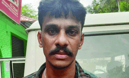 കോടതിയില്‍ ഹാജരാക്കാന്‍ കൊണ്ടുവന്ന പ്രതി പോലീസിനെ വെട്ടിച്ചു മുങ്ങി ; പോയത് തെമ്മന്‍കുത്ത്് വെള്ളച്ചാട്ടം കാണാന്‍ ; പതിവ് പെട്രോളിംഗിനിടയില്‍ എക്‌സൈസ് പൊക്കി