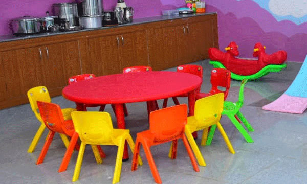 മുലപ്പാല്‍ കുഞ്ഞുങ്ങളുടെ അവകാശം ; സര്‍ക്കാര്‍ ഓഫീസുകളോടു ചേര്‍ന്ന് 25 ക്രഷ് ആരംഭിക്കാനുള്ള കേന്ദ്രപദ്ധതി ; സംസ്ഥാനത്ത് തുടങ്ങിയത് 22 എണ്ണം ​‍; മൂന്നെണ്ണം വൈകാതെ ആരംഭിക്കും