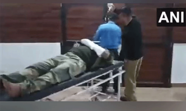 ജമ്മു കാശ്മീരില്‍  പാക് വെടിവയ്പ്പ്; രണ്ട് ബിഎസ്എഫ് ജവാന്മാർക്ക് പരിക്കേറ്റു