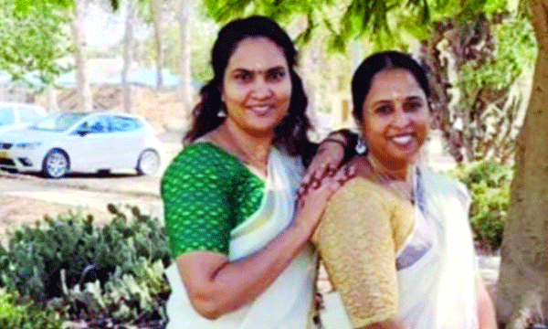ഹമാസ് ഭീകരര്‍ ബങ്കറിന്റെ വാതില്‍ തകര്‍ക്കാന്‍ ശ്രമിച്ചു; രാവിലെ 6.30 മുതല്‍ തുടങ്ങിയ ആക്രമണം ഉച്ചവരെ നീണ്ടു ; സൂര്യയും ബബിതയും അകത്തുനിന്നും തള്ളിപ്പിടിച്ചു ചെറുത്തുനിന്നു