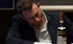  97 വര്‍ഷം പഴക്കമുള്ള മദ്യക്കുപ്പി   ലേലത്തിന് ഒരുങ്ങുന്നു