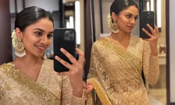 ഓഫ് വൈറ്റ് ഹെവി വര്‍ക്ക് സാരി, ലോംഗ് സ്ലീവ് ബ്ലൗസ്, അതിസുന്ദരിയായി മീനാക്ഷി ദിലീപ്, ട്രെന്‍ഡിംഗായി ചിത്രങ്ങള്‍