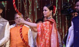 അമ്പെയ്ത്തില്‍ തോറ്റു; ട്രോളുകളില്‍ നിറഞ്ഞ് കങ്കണ
