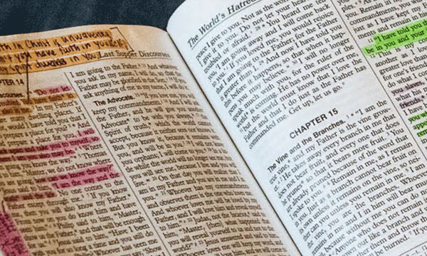 യഹോവയില്‍ മാത്രം വിശ്വസിക്കുന്ന യഹോവയുടെ സാക്ഷിക്കാര്‍ക്ക് ന്യൂ ഇയറും ക്രിസ്തുമസും ഇല്ല ; മുഖ്യധാര ക്രൈസ്തവരില്‍നിന്നു വ്യത്യസ്തമായ വിശ്വാസം പിന്‍തുടരുന്നവര്‍; മാതൃക യഹൂദ വിശ്വാസം