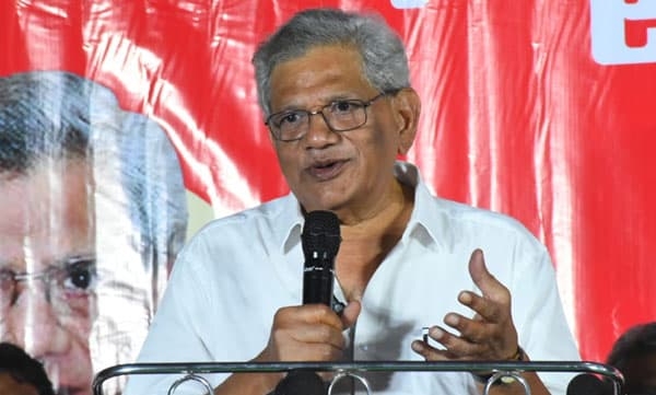 'കളമശേരിയില്‍ സ്‌ഫോടനത്തിന് ശേഷം ഹിന്ദുത്വ സംഘടനകളില്‍ നിന്നുണ്ടായത് ഇസ്ലാമോഫോബിയ' ; സീതാറാം യെച്ചൂരി