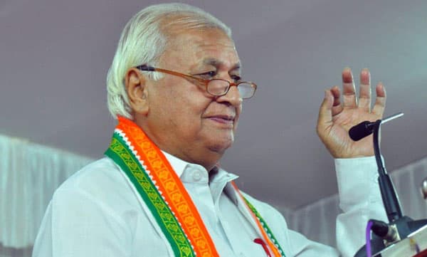 'സംസ്ഥാനത്ത് നടക്കുന്നത് ധൂര്‍ത്ത്' ; സര്‍ക്കാരിനെതിരെ അതിരൂക്ഷ വിമര്‍ശനവുമായി ഗവര്‍ണര്‍