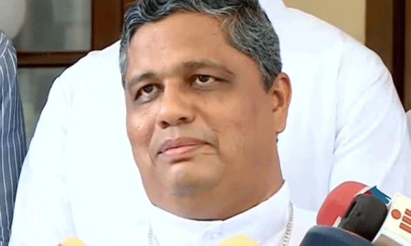 നവകേരളാസദസ്സ് ചരിത്രമെഴുതും ; ബഹിഷ്‌ക്കരിക്കാനുള്ള കോണ്‍ഗ്രസ് തീരുമാനം തെറ്റെന്ന് മാര്‍ ജോസഫ് പാംപ്ലാനി
