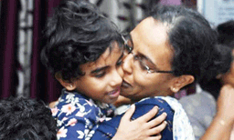 ''യുവതി ആശ്രാമത്തേക്കു പോകാന്‍ പറഞ്ഞു, ക്ഷീണിതയായ കുഞ്ഞ്  മിണ്ടിയില്ല'' ഓട്ടോ ഡ്രൈവറുടെ വെളിപ്പെടുത്തല്‍ ; തട്ടിക്കൊണ്ടു പോയവര്‍ അമ്മയുടെ ഫോണ്‍നമ്പര്‍ വാങ്ങിയതും അബിഗേലില്‍ നിന്നും