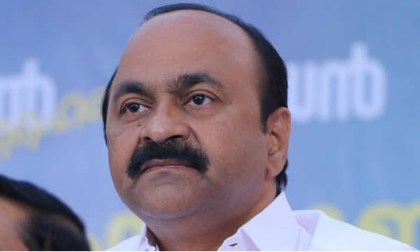 വിധി അംഗീകരിക്കുന്നെന്ന് മന്ത്രി ബിന്ദു ; ഉന്നതവിദ്യാഭ്യാസ മന്ത്രി രാജി വെയ്ക്കണമെന്ന് പ്രതിപക്ഷ നേതാവ്