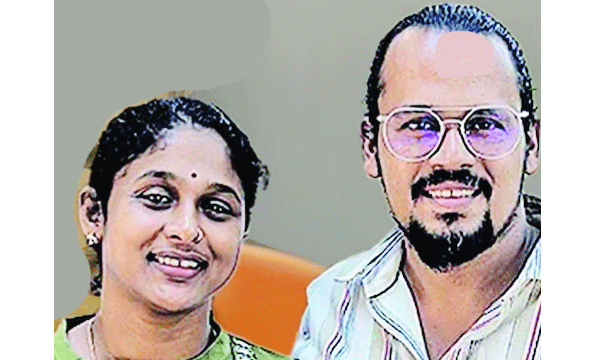 പ്രതികളുടെ രേഖാചിത്രം കൃത്യമായി വരച്ചത് സി-ഡിറ്റ് ജീവനക്കാരന്‍ ആര്‍.ബി. ഷജിത്തും ഭാര്യ സ്മിതയും ; നാട്ടില്‍ നല്ല രീതിയില്‍ ജീവിക്കുന്ന പത്മകുമാറാണ് പ്രതിയെന്ന് അറിഞ്ഞ ഞെട്ടലില്‍ നാട്ടുകാരും
