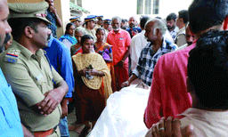 കൂടല്ലൂരില്‍ യുവകര്‍ഷകനെ കൊന്ന്  ഭക്ഷണമാക്കിയ നരഭോജി കടുവയെ വെടിവച്ചു കൊല്ലാന്‍ ഉത്തരവ് ; ക്ഷീരകര്‍ഷകന്‍ പ്രിജീഷിനെ കടുവ പിടികൂടിയത് വയലില്‍ പുല്ലരിയാന്‍ പോയപ്പോള്‍