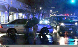 അമേരിക്കന്‍ പ്രസിഡന്റിന്റെ വാഹനവ്യൂഹത്തില്‍ മറ്റൊരു വാഹനമിടിച്ചു ; ജോ ബൈഡനും ഭാര്യയും ഭാഗ്യം കൊണ്ട് പരിക്കേല്‍ക്കാതെ രക്ഷപ്പെട്ടു