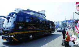 പ്രതിപക്ഷ പാര്‍ട്ടികളുടെ മാര്‍ച്ചിനെ തുടര്‍ന്ന് തലസ്ഥാനത്ത് കനത്ത സുരക്ഷ ; നവകേരള സദസ്സിന് ഇന്ന് സമാപനം 