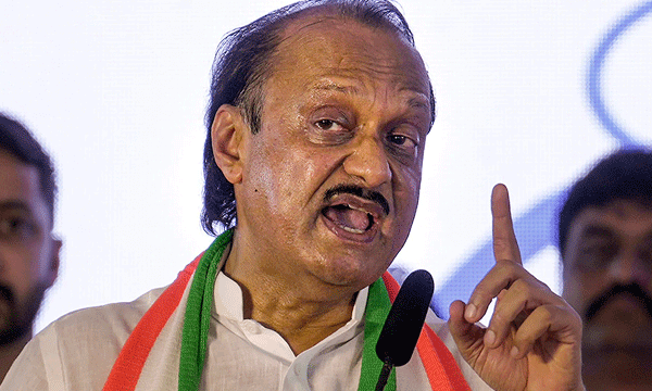 കേന്ദ്രത്തില്‍ ബിജെപിയുടെ എന്‍ഡിഎയില്‍ ; കേരളത്തില്‍ അജിത്പവാര്‍ വിഭാഗം എന്‍സിപി ഇടതുപക്ഷത്തിനൊപ്പം