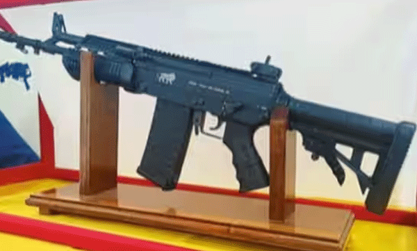 ഇന്ത്യൻ സൈന്യത്തിനു വേണ്ടി പുതിയ അത്യാധുനിക റൈഫിള്‍  ഉ​ഗ്രം 