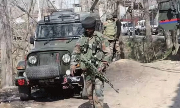 ജമ്മുവിൽ സൈന്യം ചോദ്യം ചെയ്ത മൂന്ന് യുവാക്കൾ കൊല്ലപ്പെട്ട സംഭവം;  ഗ്രാമം സൈന്യം ദത്തെടുക്കുമെന്ന് റിപ്പോര്‍ട്ട്