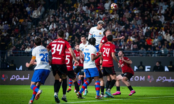 സ്പാനിഷ് സൂപ്പർ കപ്പിൽ എൽ ക്ലാസിക്കോ ഫൈനൽ; ഒസസൂനയെ തകർത്ത് ബാഴ്സലോണ