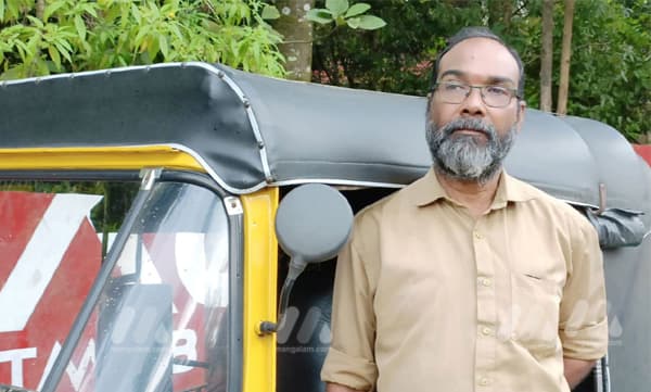 അയോധ്യയില്‍ രാമക്ഷേത്രത്തിലെ പ്രാണപ്രതിഷ്ഠ: സുപ്രീം കോടതിയുടെ ​സുപ്രധാന വിധിയില്‍ പങ്കാളിയായ മലയാളിയായ ഓട്ടോ ഡ്രൈവര്‍ രാജന് ജന്മസാഫല്യം