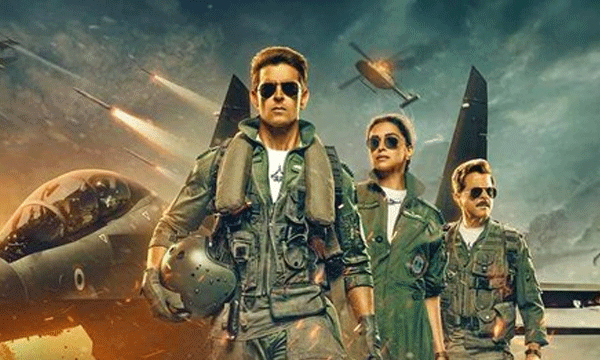 ഹൃത്വിക്‌റോഷന്‍ നായകനാകുന്ന ഫൈറ്റര്‍ അഡ്വാന്‍സ് ബുക്കിംഗില്‍ നേട്ടം ; വിറ്റത് ഒരുലക്ഷം ടിക്കറ്റുകള്‍, നേടിയത് 3.6 കോടി 