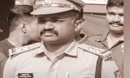 സ്‌റ്റേഷന്‍ പരിസരത്തുനിന്ന് തൊണ്ടിമുതല്‍ കടത്തിയ കേസില്‍ എസ്.ഐ അറസ്റ്റില്‍