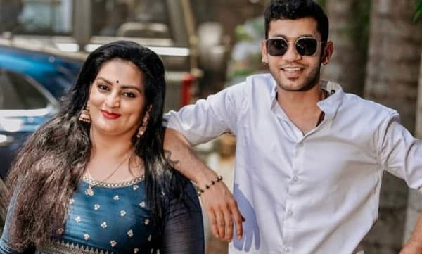 ഇത് ഒരു തുടകമാകട്ടെ നിന്റെ സ്വപ്നത്തിലേക്കുള്ള യാത്രയുടെ തുടക്കം: സുചിത്രയ്ക്ക് ആശംസകളുമായി കുട്ടി അഖില്‍ 

