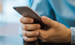 
സ്മാര്‍ട്ട്ഫോണ്‍ ഇല്ലാതെ ഒരു മാസം കഴിയാമോ? എങ്കില്‍ സമ്മാനമായി കിട്ടും എട്ട് ലക്ഷം രൂപ 
