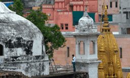 ഗ്യാന്‍വ്യാപി മോസ്‌ക്കിന്റെ ഭിത്തിയില്‍ തെലുങ്ക് ശിലാലിഖിതങ്ങളെന്ന് എഎസ്‌ഐ റിപ്പോര്‍ട്ട് ; ഇവിടെ ക്ഷേത്രം സ്ഥിതി ചെയ്തിരുന്നതായി സൂചന