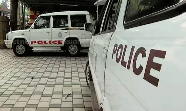  ജനങ്ങളോട് പോലീസ് മാന്യമായി പെരുമാറണം; ഷെയ്ക്ക് ദര്‍വേശ് സാഹിബ് ; വീണ്ടും സര്‍ക്കുലര്‍ പുറത്തിറക്കി