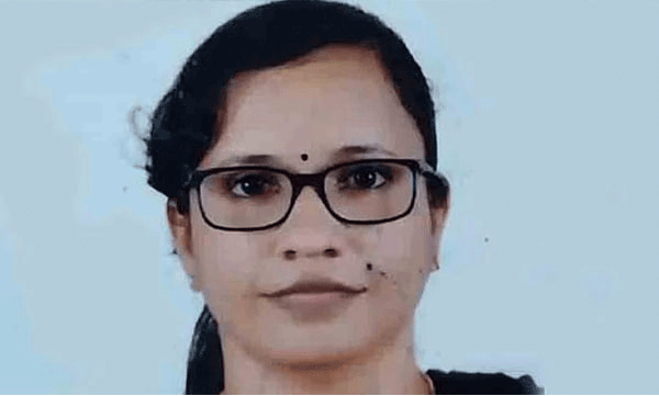 എപിപി അനീഷ്യയുടെ മരണം : ആരോപണവിധേയരായ രണ്ടുപേരെ സസ്‌പെന്റ് ചെയ്തു
