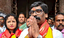 കാലാവസ്ഥ പണിയായി, വിമാനത്തില്‍ കയറിയ എംഎല്‍എമാരെ തിരിച്ചിറക്കി ; ഝാര്‍ഖണ്ഡില്‍ ബിജെപി ഭരണം അട്ടിമറിക്കുമെന്ന് പേടിച്ച് നിയമസഭാംഗങ്ങളെ ഹൈദരാബാദിലേക്ക് മാറ്റാനുള്ള നീക്കം പാളി 