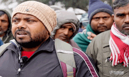 ഇവിടെ ചത്തുകിടന്ന് 12 മണിക്കൂര്‍ പണിയെടുത്താലൂം കിട്ടുന്നത് 100 രൂപ ; യുദ്ധനിഴലില്‍ കഴിയുന്ന ഇസ്രായേലില്‍ പണിക്ക് പോയ മേസ്തിരിയുടെ മാസശമ്പളം 1.3 ലക്ഷം ​‍; വടക്കേ ഇന്ത്യയില്‍ നിന്നും വന്‍ ഒഴുക്ക്