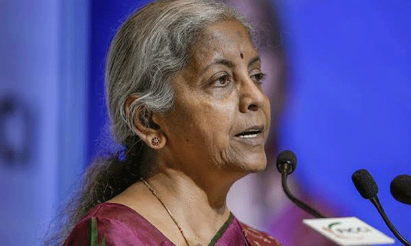 നികുതിവിഹിതം കേന്ദ്രത്തിന്റെ സൗജന്യമല്ല ; കേന്ദ്രധനമന്ത്രി അവതരിപ്പിച്ച കേന്ദ്രഗ്രാന്റ് കണക്ക് തെറ്റെന്ന് കേരളം