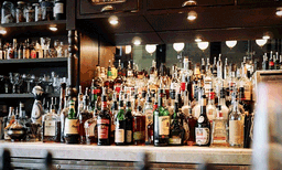 ബെംഗളൂരുവില്‍ നാല് ദിവസത്തെ മദ്യ നിരോധനം പ്രഖ്യാപിച്ച് ഡെപ്യൂട്ടി കമ്മീഷണര്‍