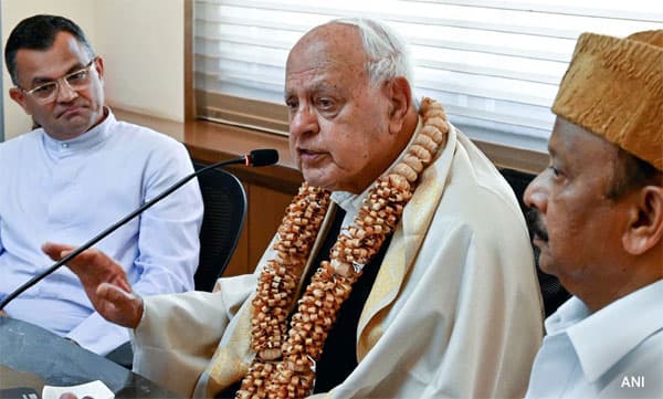 ഇന്ത്യ മുന്നണിക്ക് ജമ്മു കശ്മീരിലും തിരിച്ചടി; ഒറ്റയ്ക്ക് മത്സരിക്കുമെന്ന് ഫറൂഖ് അബ്ദുള്ള