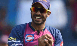 ഗൗതംഗംഭീറുമായി ഡ്രസ്സിംഗ് റൂമില്‍ മുട്ടന്‍ വഴക്കുണ്ടാക്കിയിട്ടുണ്ട് ; ക്രിക്കറ്റ് അനുഭവങ്ങള്‍ ഓര്‍മ്മിച്ചെടുത്ത് മനോജ് തിവാരി