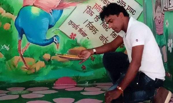 23 പേര്‍ മാത്രമായിരുന്ന സ്‌കൂളില്‍ ഇപ്പോള്‍ 100 കുട്ടികള്‍ ; 2000 പുസ്തകങ്ങളുള്ള ലൈബ്രറി ; ടീച്ചര്‍ കയ്യില്‍ നിന്നും മുടക്കിയത് മൂന്ന് ലക്ഷം