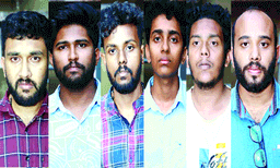 ക്രൂരമായി മര്‍ദ്ദിച്ചത് മൂന്ന് മണിക്കൂറുകളെന്ന് പോലീസ് ; മര്‍ദ്ദനവിവരം പുറത്തുപറയാതിരിക്കാന്‍ ഭീഷണിയും ; ആരും ചോദിക്കാന്‍ വന്നില്ല 