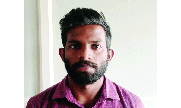 130 പേര്‍ക്ക് മുന്നില്‍ നഗ്നനാക്കി പരസ്യവിചാരണ ; ബെല്‍റ്റും ഇരമ്പുവടിയും ഇലക്ട്രിക് വയറും കൊണ്ട് അടി ; മര്‍ദ്ദിക്കാന്‍ റാഗിംഗ് വിരുദ്ധ സെല്ലിന്റെ അംഗമായ കോളേജ് യൂണിയന്‍ പ്രസിഡന്റും 