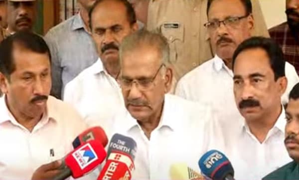 കക്കയത്ത് കാട്ടുപോത്ത് ആക്രമണത്തില്‍ മരിച്ച ഏബ്രഹാമിന്റെ മക്കള്‍ക്ക് താത്ക്കാലിക ജോലി: വനംമന്ത്രി