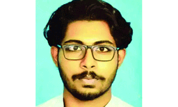 സിദ്ധാര്‍ഥനെതിരേ പെണ്‍കുട്ടിയുടേതെന്ന പേരില്‍ ലഭിച്ച പരാതിയില്‍ ദുരൂഹത ; മൊഴി നല്‍കാനായി ഇവര്‍ ഹാജരായില്ല; സംഭവം ഒളിപ്പിക്കാനായി ഡീന്‍ നിര്‍ദേശിച്ചതായും കുട്ടികളുടെ മൊഴി