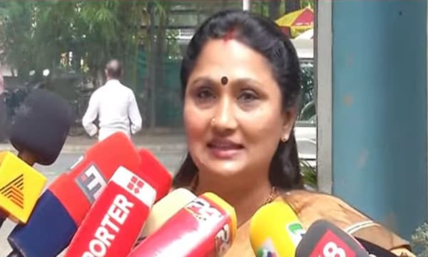 സിപിഎമ്മിലേക്ക് ക്ഷണം: ടി.ജി നന്ദകുമാറും ഇ.പി ജയരാജനും സമീപിച്ചിരുന്നു; ദീപ്തി മേരി വര്‍ഗീസ്
