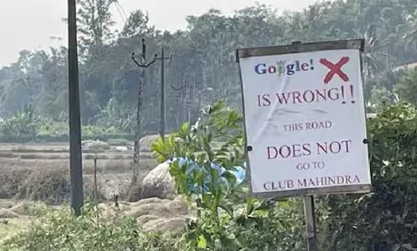 'ഗൂഗിള്‍ തെറ്റാണ്, ഈ വഴി പോകരുത്' : യാത്രക്കാര്‍ക്കായി ബോര്‍ഡ് വച്ച് നാട്ടുകാര്‍ 
