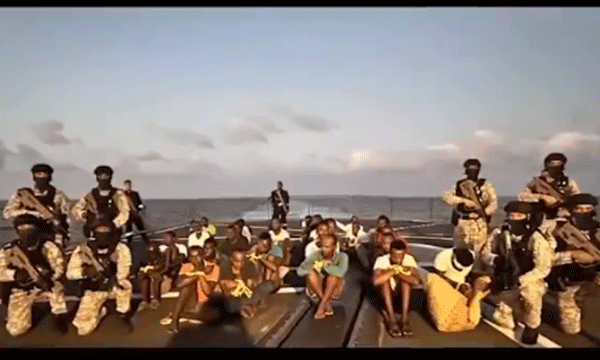 ഇന്ത്യന്‍ നാവികസേന സോമാലിയന്‍ കടല്‍ക്കൊളളക്കാരെ കീഴടക്കിയത് ഇങ്ങിനെ; 100 ദിവസത്തിനിടയില്‍ രക്ഷിച്ചത് ഇന്ത്യാക്കാര്‍ ഉള്‍പ്പെടെ 110 ജീവനുകള്‍ ; അറബിക്കടലില്‍ 18 രക്ഷാപ്രവര്‍ത്തനങ്ങള്‍ 