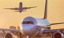  യുഎ​ഇയിലെ കനത്തമഴയില്‍ വലഞ്ഞ് യാത്രക്കാര്‍: കൊച്ചിയില്‍ നിന്ന് ദുബായിലേക്കുള്ള വിമാനങ്ങള്‍ റദ്ദാക്കി
