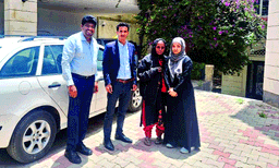 12 വര്‍ഷങ്ങള്‍ക്ക് ശേഷം ജയിലിലെ പ്രത്യേക മുറിയില്‍ വെച്ച് അമ്മയുടെയും മകളുടെയും വൈകാരിക കൂടിക്കാഴ്ച ; അടുത്ത കടമ്പ കൊല്ലപ്പെട്ട യെമന്‍ പൗരന്റെ ഗോത്രവര്‍ഗ്ഗവുമായുള്ള ചര്‍ച്ച