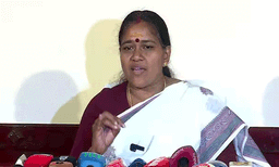 വ്യക്തിഹത്യ നടത്തിയ നന്ദകുമാറിനെ അറസ്റ്റ് ചെയ്യണം; ഇല്ലെങ്കിൽ ഡിജിപിയുടെ വീടിനു മുന്നിൽ സമരം ചെയ്യും- ശോഭ സുരേന്ദ്രന്‍