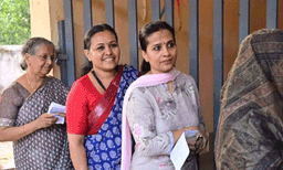 നാടിന്റെ മുക്കിലും മൂലയിലും വികസന പദ്ധതികളെത്തിച്ച ഡോ തോമസ് ഐസക് എം പി ആകുന്നത് കേരളത്തിനും രാജ്യത്തിനും മുതല്‍ക്കൂട്ടായിരിക്കുമെന്ന് മന്ത്രി വീണ ജോര്‍ജ്‌
