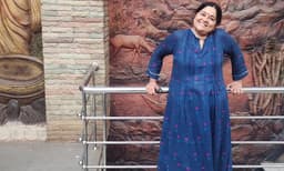 ബിബി മോന്‍ ഹാപ്പി അല്ലേ ? ‘ആവേശ’തരംഗമായ ചോദ്യവുമായി  നീരജ രാജേന്ദ്രൻ; ദര്‍ശനയുടെ അമ്മ, സ്ക്രീനില്‍ ബിബിമോന്റെയും