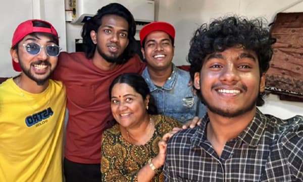 Neeraja Rajendran with avesham gang